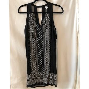 Old Navy black and white dress size small